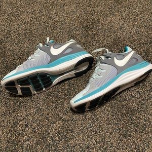 Nike Lunarflash+ gym shoes